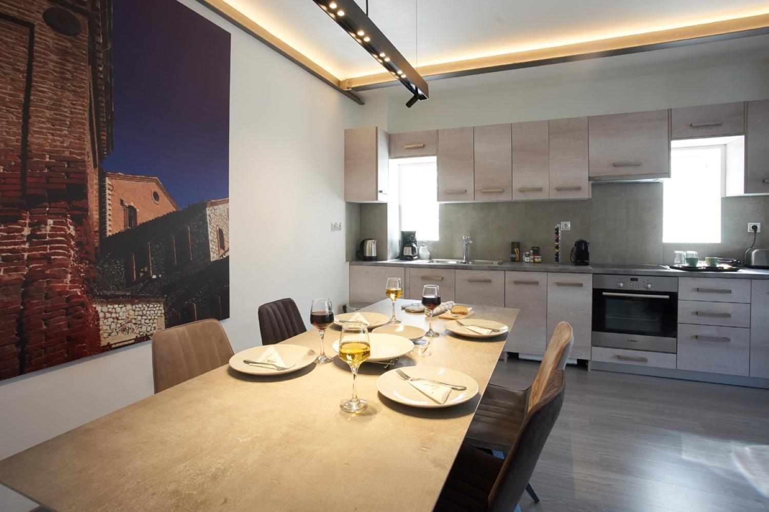 Athenian Residences Luaran gambar