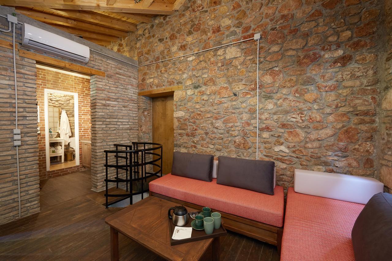 Athenian Residences Luaran gambar